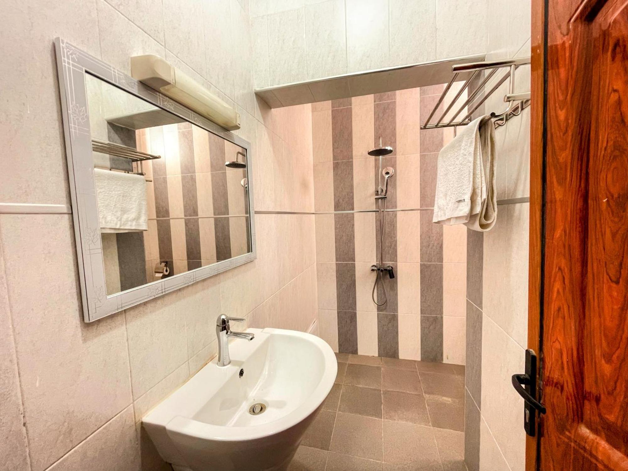 Lighthouse Signature Suites Dakar Exterior photo